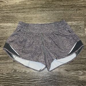 Lululemon Hotty Hot Short 2.5"